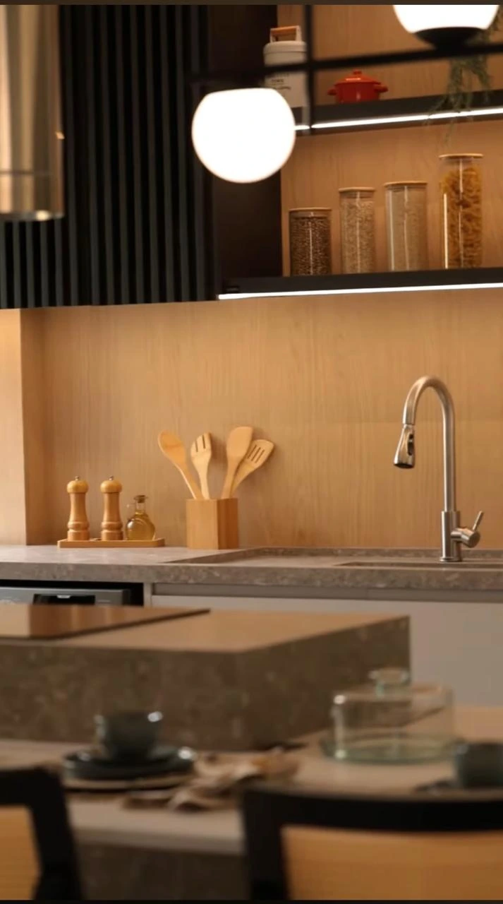 Detalhe da cozinha do apartamento decorado do Província di Pádua